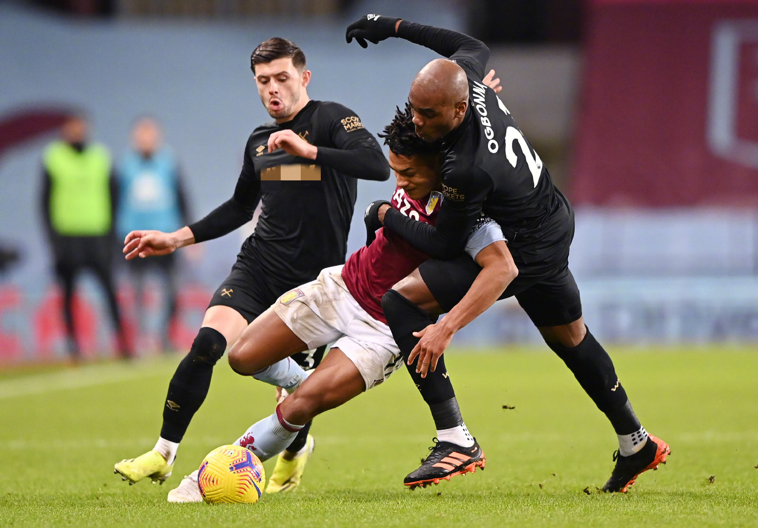 够拉开对方 够拉开对方